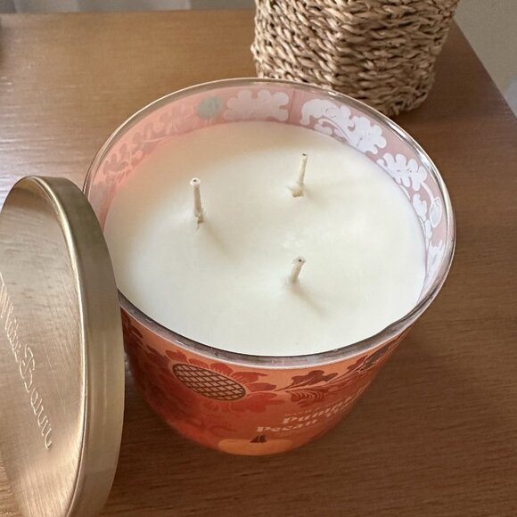 Pumpkin Pecan Waffles Jar Candle 3 Wick 14.5 Oz White Barn - Picture 2 of 4